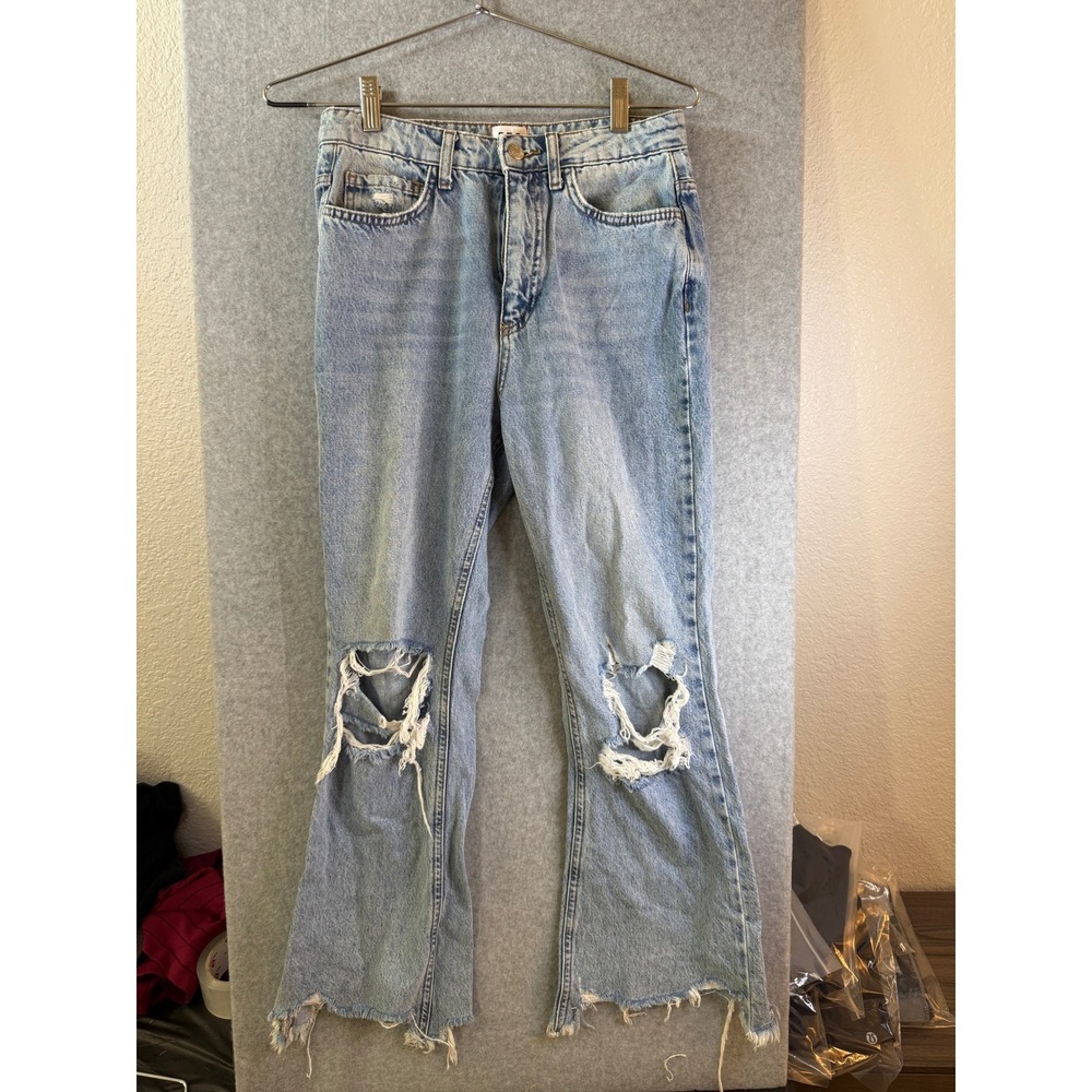 BDG Urban Outfitters Distressed High Rise Straight Leg Jeans Light Wash Size 27
